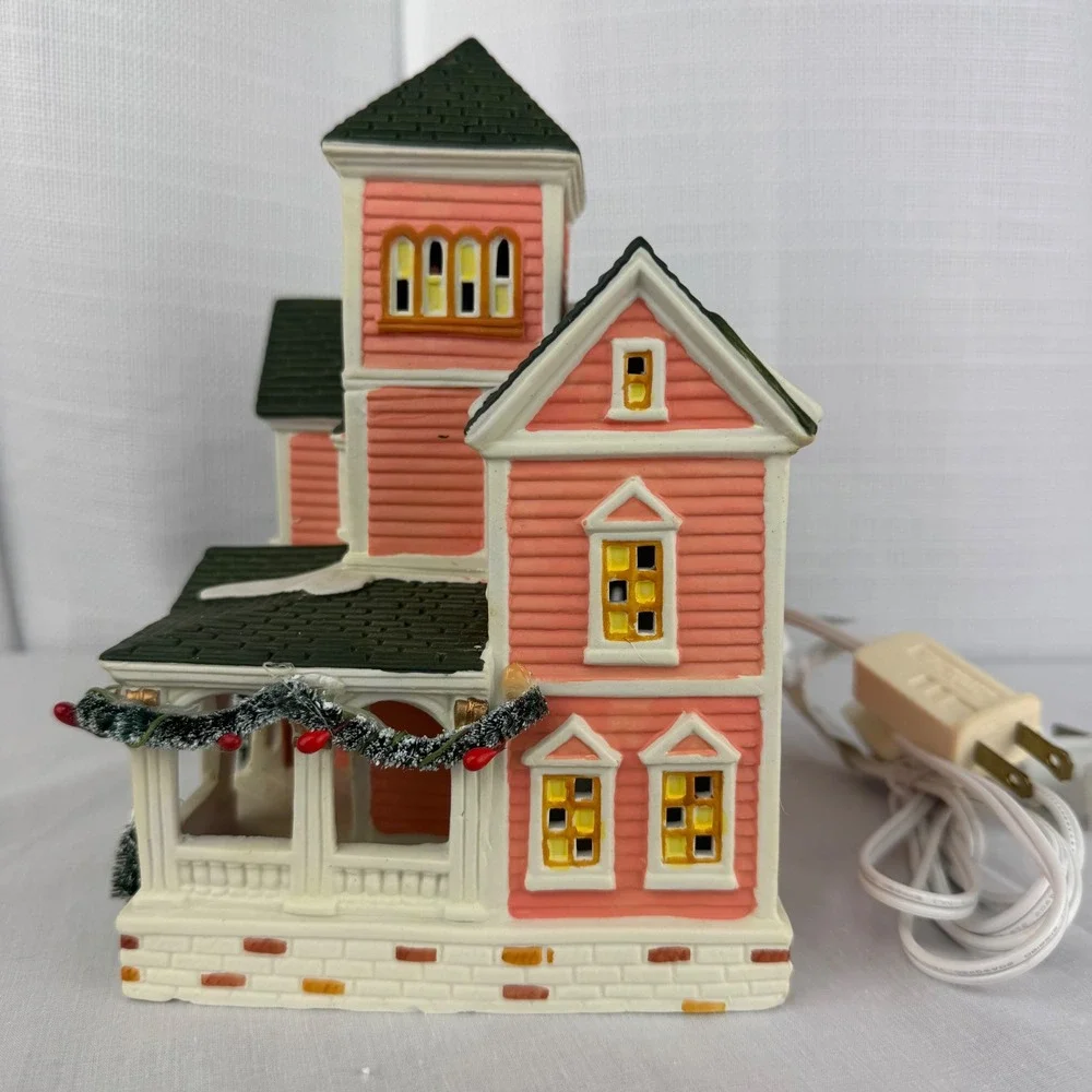VTG Holiday Living Porcelain Lighted House Pink Victorian Christmas Village Home